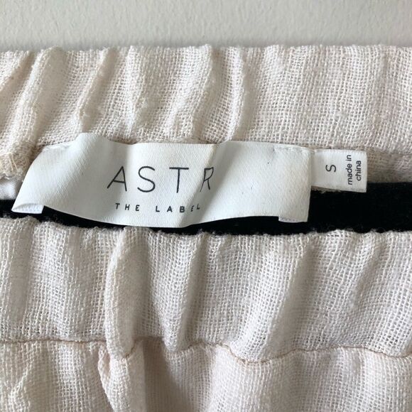 Astr The Label Open Stitch Off Shoulder Mini Dress - Picture 4 of 6